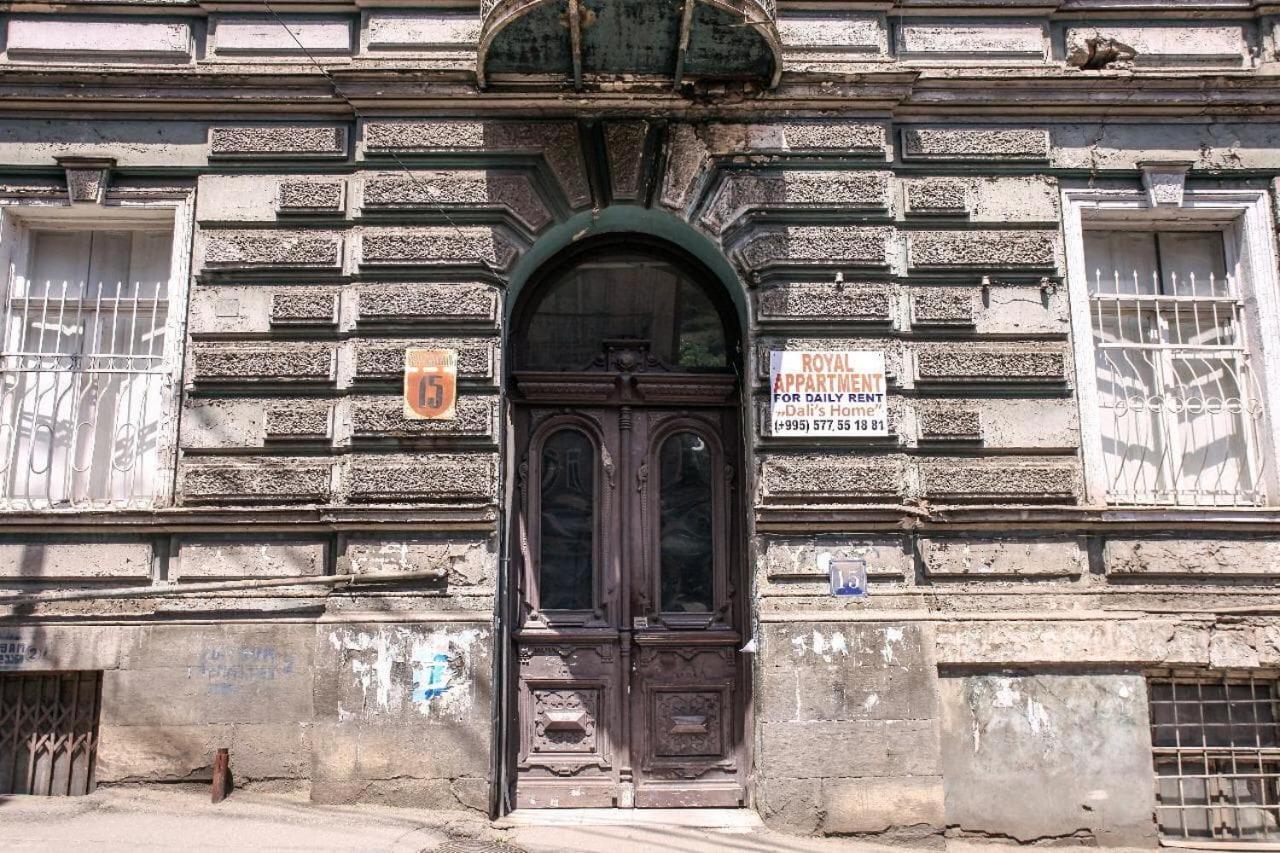 Dali'S Royal Apartment Tbilisi Eksteriør billede