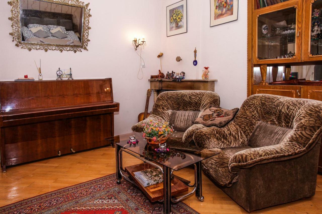 Dali'S Royal Apartment Tbilisi Eksteriør billede