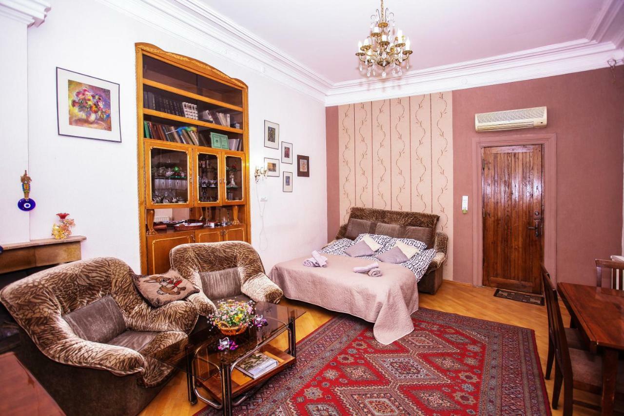 Dali'S Royal Apartment Tbilisi Eksteriør billede